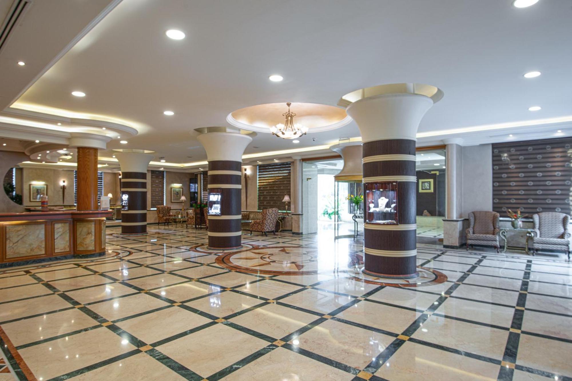 Bristol Hotel Amán Exterior foto Lobby
